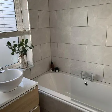 Modern Comfort In Dom wakacyjny Bristol